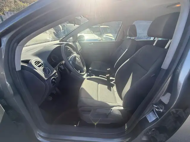 Volkswagen Golf Plus view 10