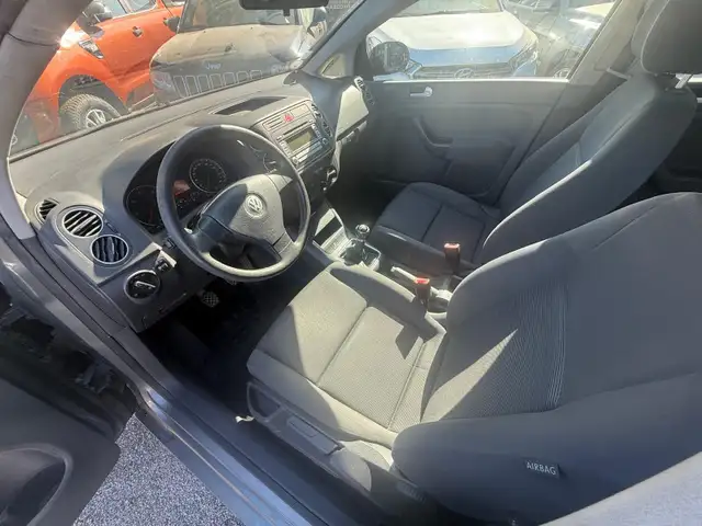 Volkswagen Golf Plus view 9