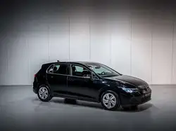 Volkswagen Golf 8 / AUTO / CAM / NAVI