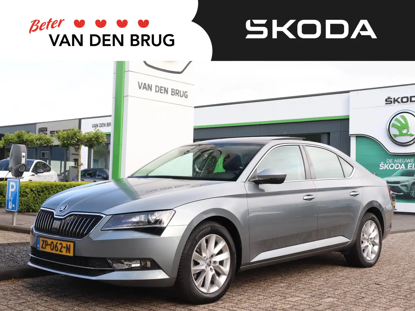 Skoda Superb 1.5 TSI 150pk AUTOMAAT Ambition Business | Panoram Grijs - 1
