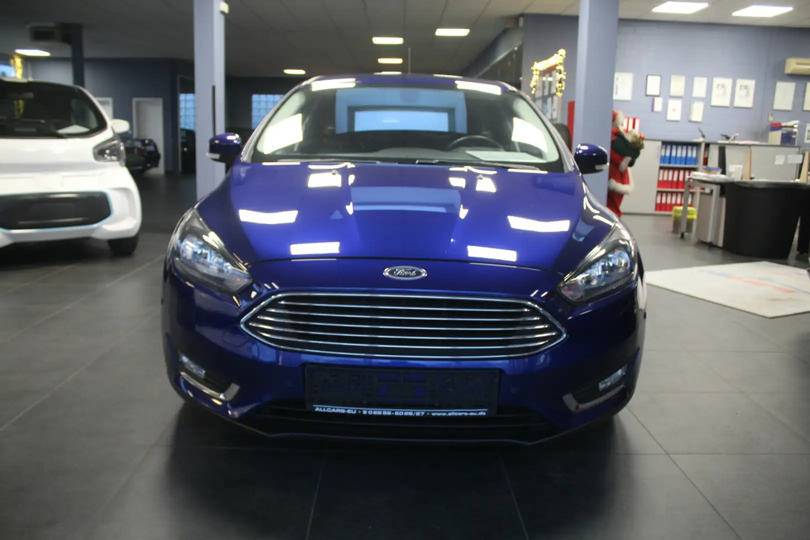 Ford Focus 1.0 EcoBoost Titanium Blau - 2