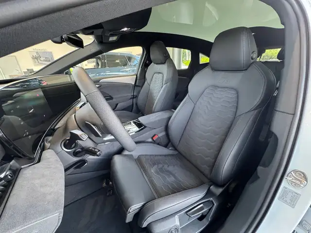 Audi A6 e-tron quattro business Ansicht 10