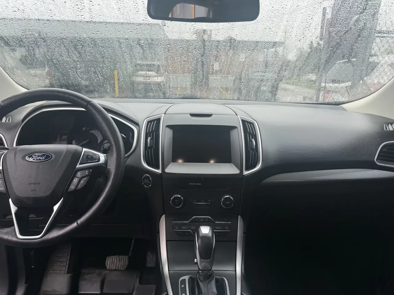 Ford Edge снимка Ford Edge