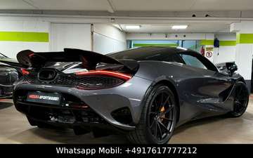 COUPE MY25 CARBON EXT&INT B&W LIFT FULLOPT!