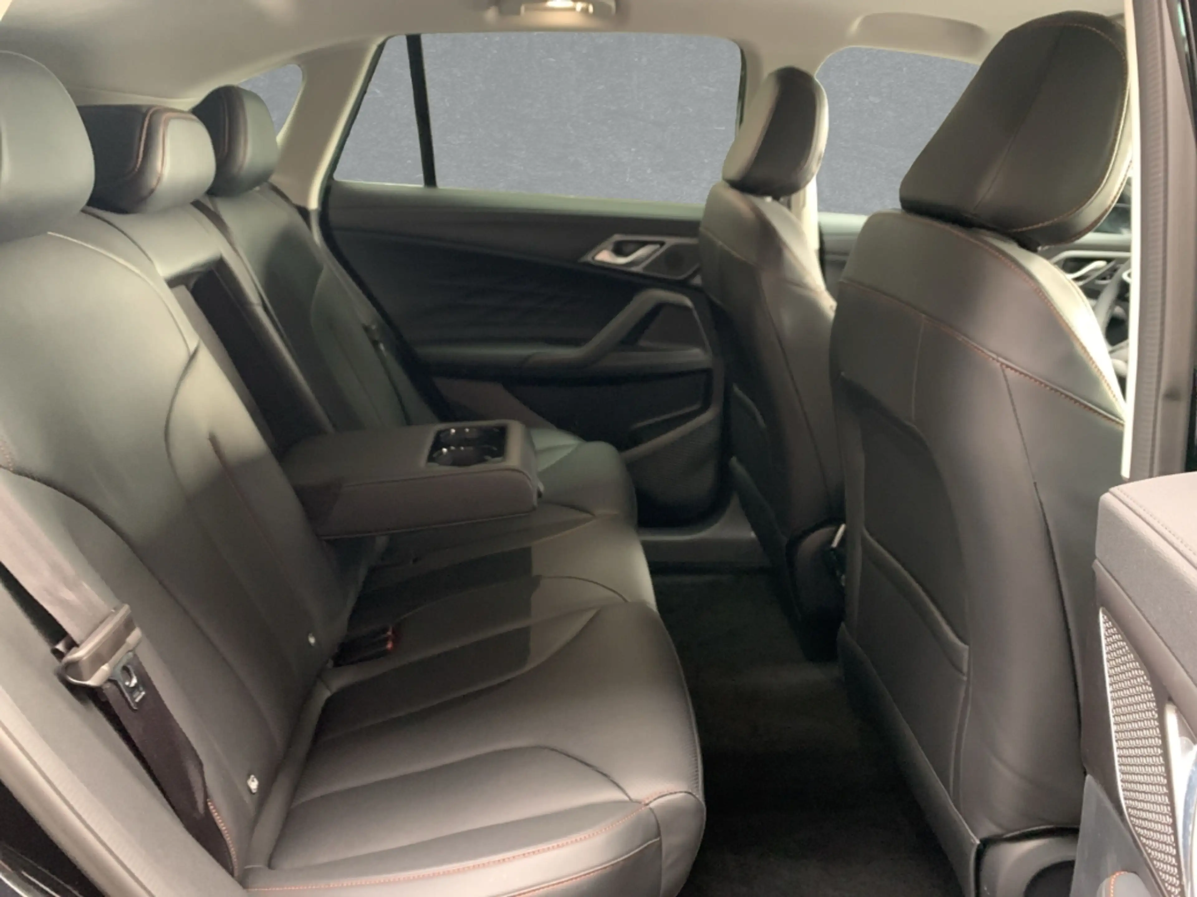 MG EHS Luxury Hybrid MY24 200 kW 360 Kamera iSmart — photo 5