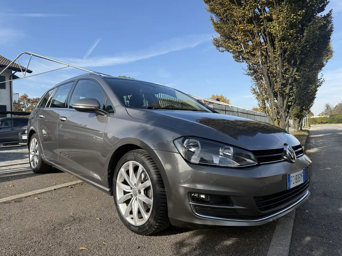 Volkswagen Golf Variant 2.0 tdi Executive 150cv Grijs - 1