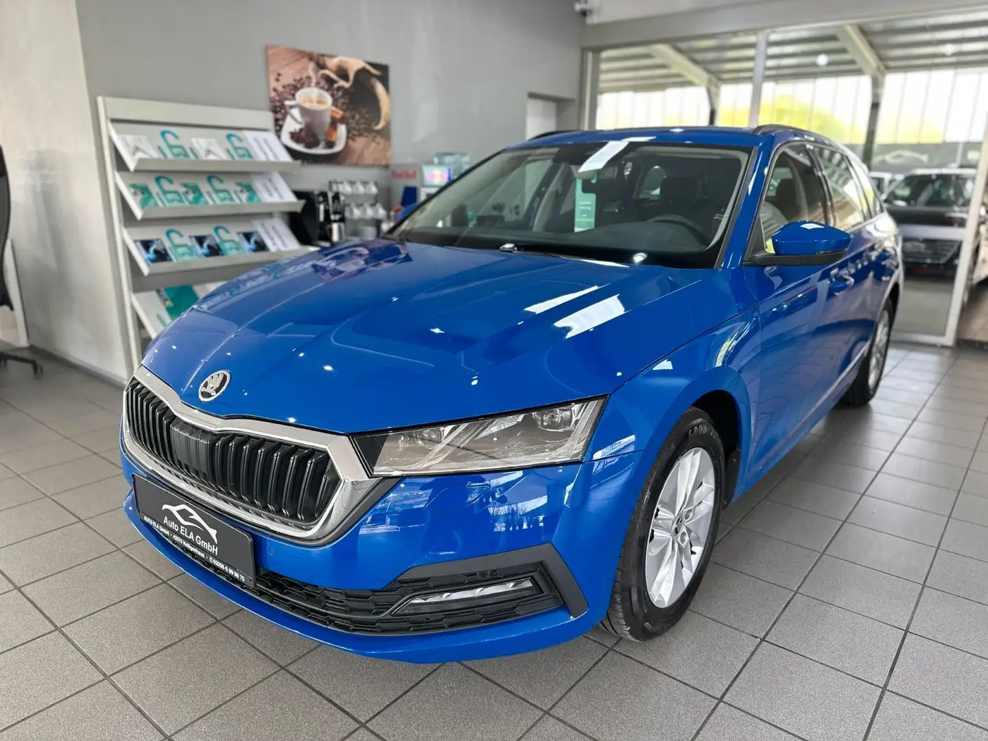 Skoda Octavia Combi 2.0 TDI 1.Hand|Navi|Kamera|LED Blau - 1