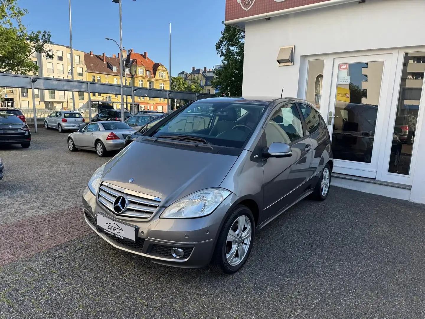 Mercedes-Benz A 170 Automatik Avantgarde Grau - 2
