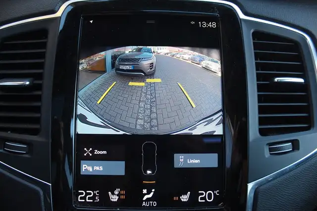 Volvo XC90 view 15