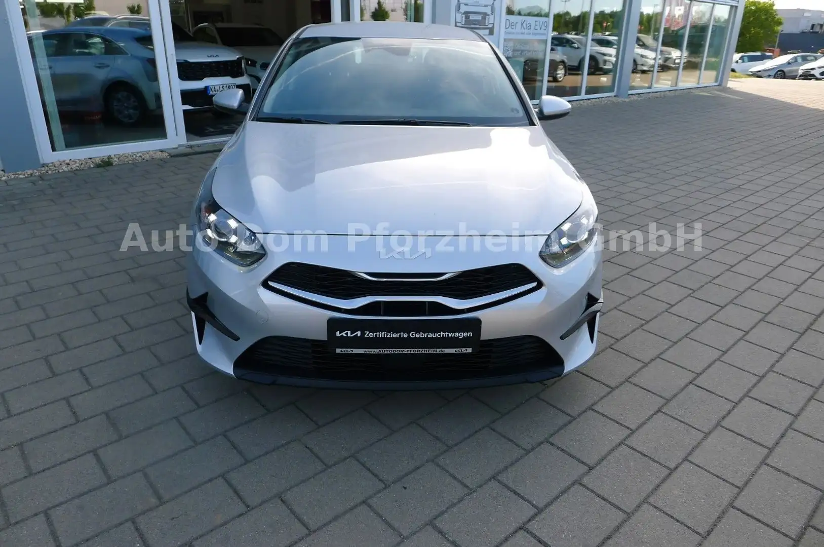 Kia Ceed / cee'd Ceed 1.5T DCT7 VISION /Komfort Plus Paket Silver - 2