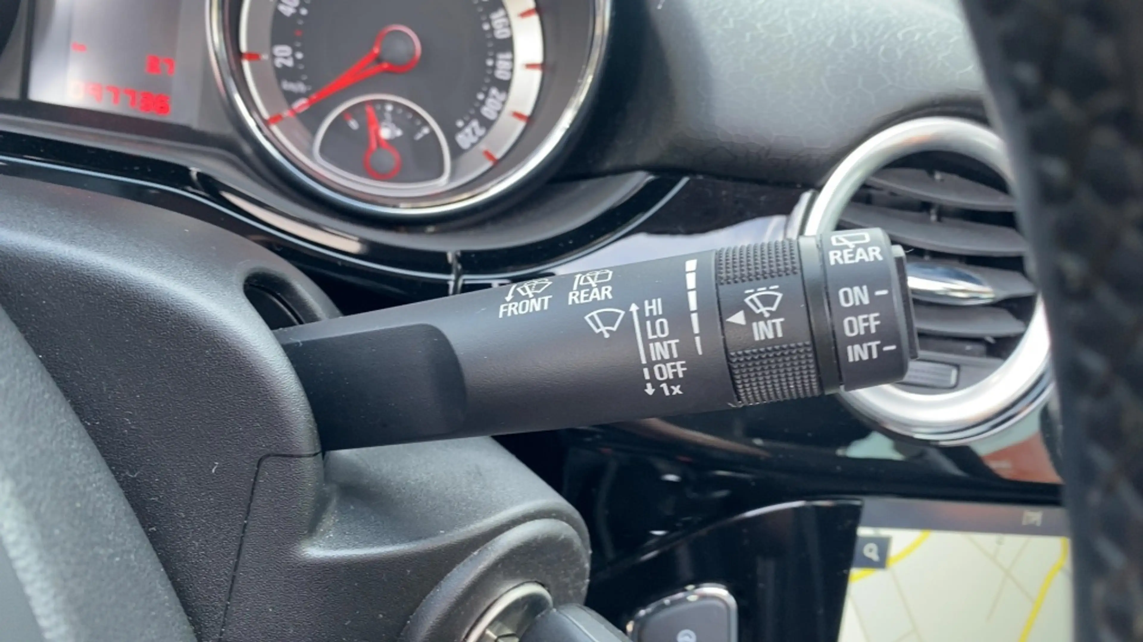 Opel Adam 1.4 Jam Cabriodak, Airco — photo 15