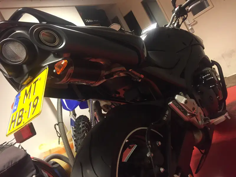 Suzuki GSR 600 - foto 7