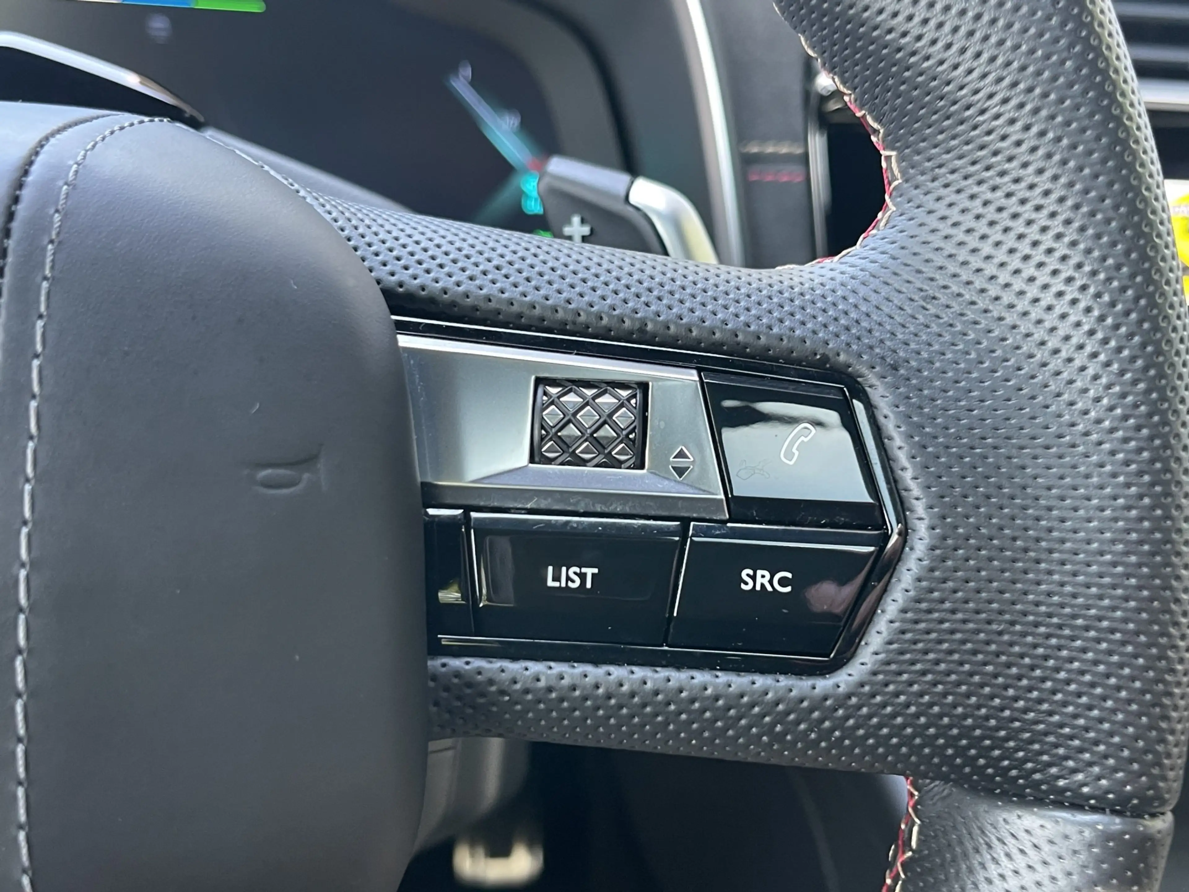 DS Automobiles DS 9 225 E-Tense W Performance Line + Navigation — photo 27
