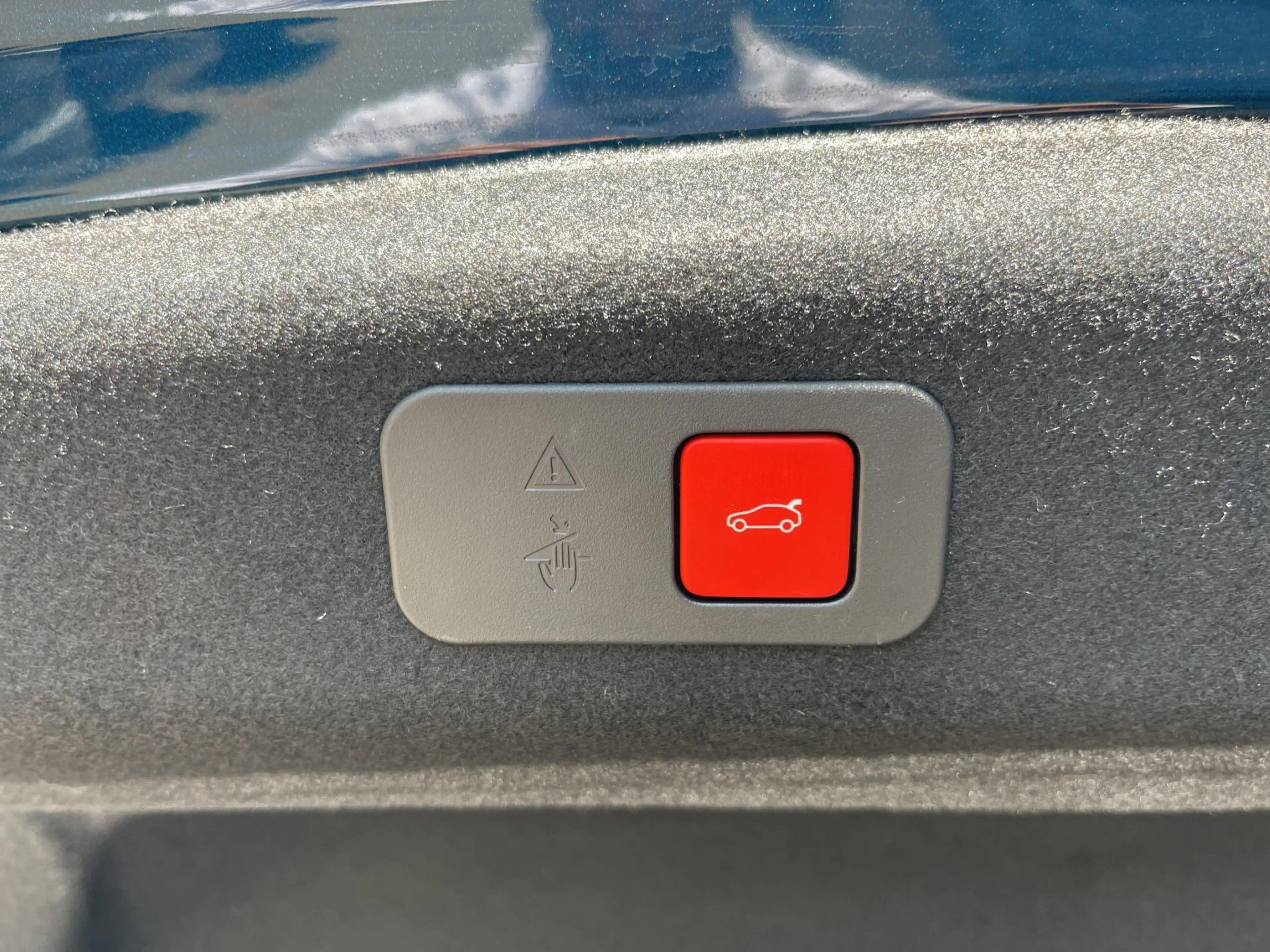 DS Automobiles DS 9 225 E-Tense W Performance Line + Navigation — photo 24
