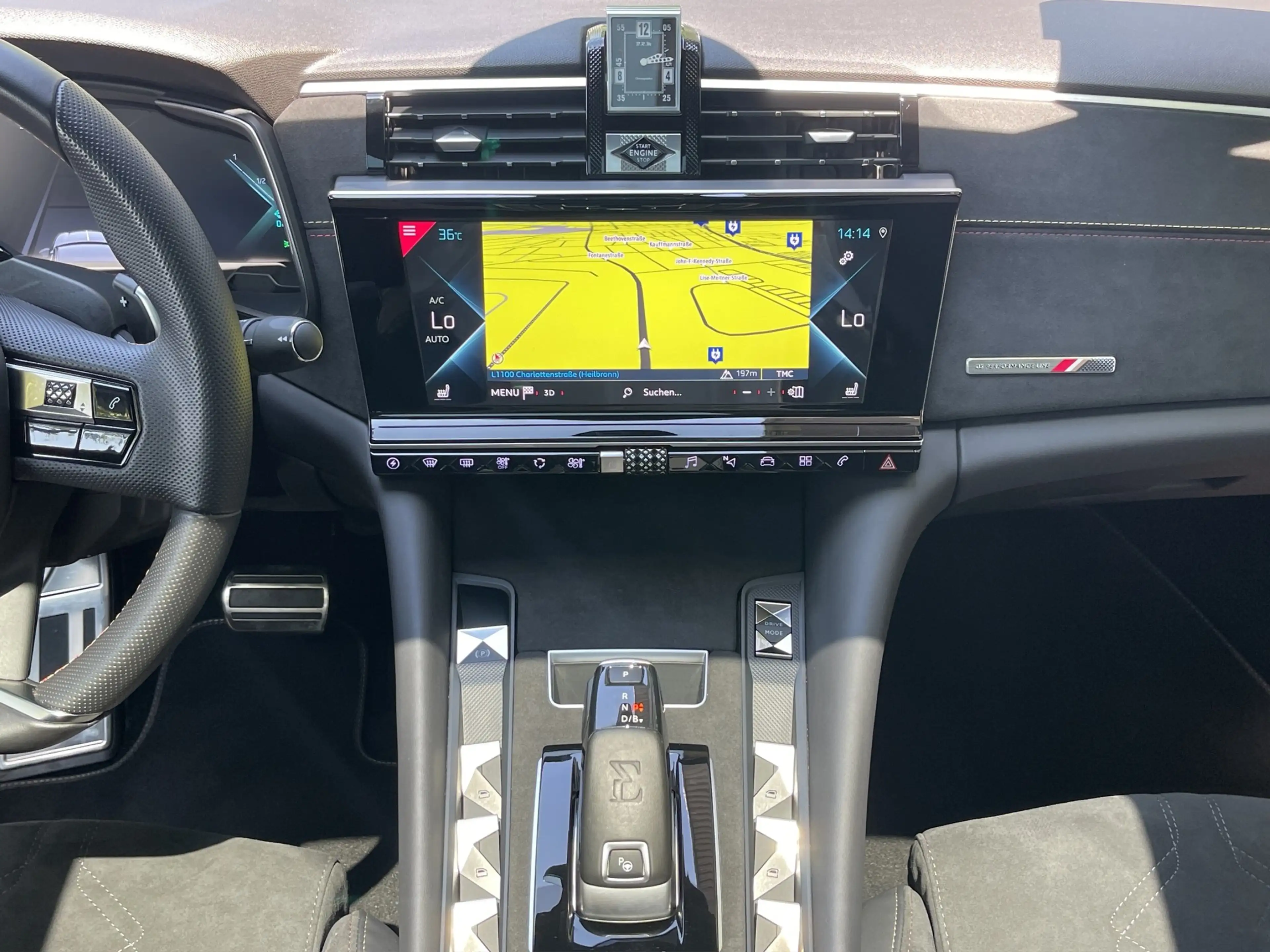 DS Automobiles DS 9 225 E-Tense W Performance Line + Navigation — photo 17