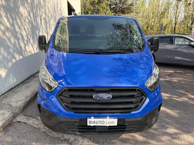 Ford Transit Custom view 6