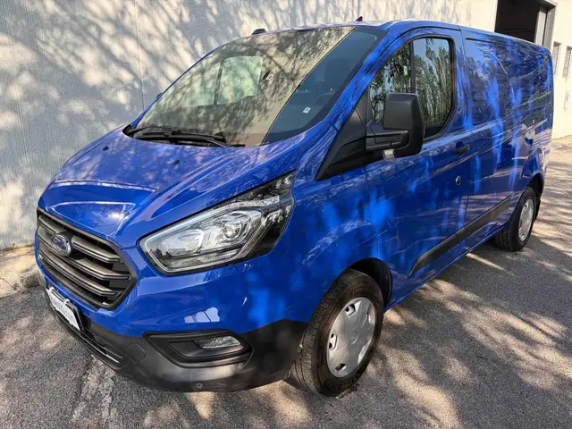 2021 Ford Transit Custom in Blue for sale