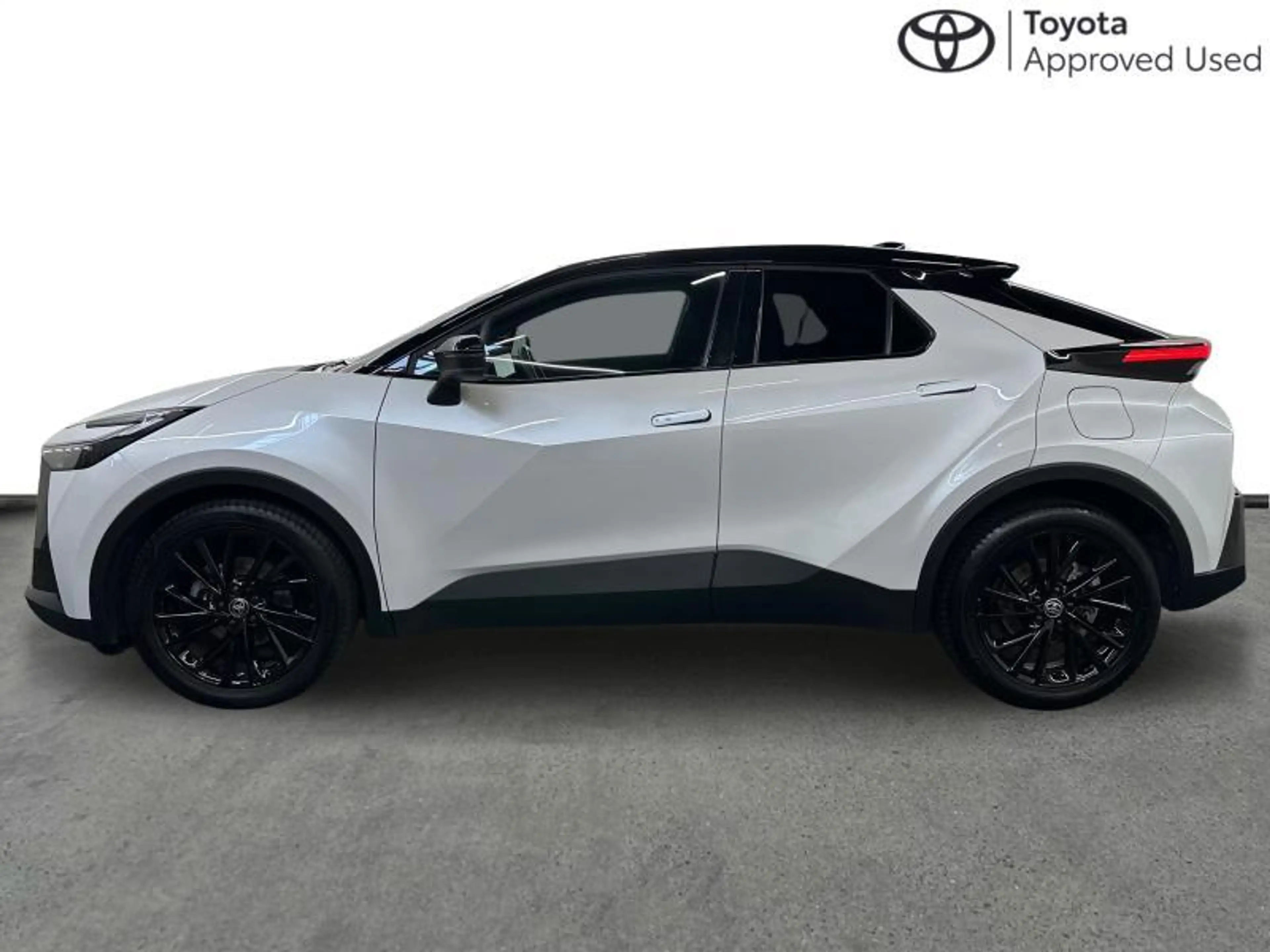 Toyota C-HR 197hp HEV GR Sport BiTone | carplay | camera — photo 3