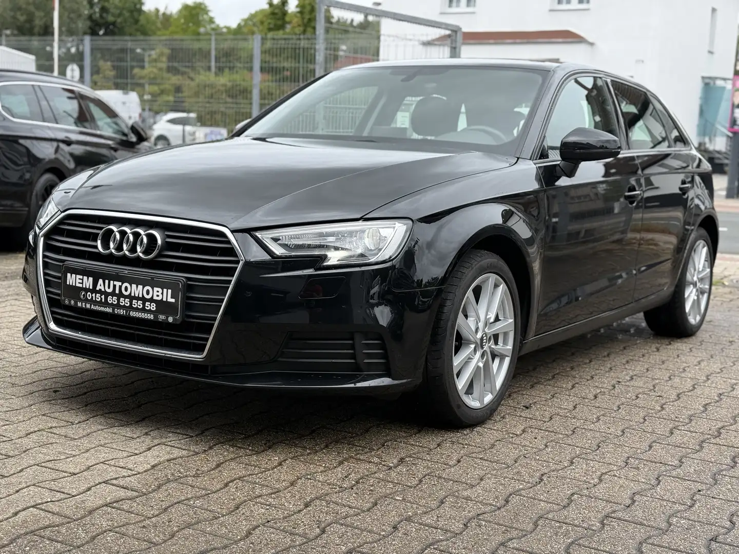 Audi A3 1,4TFSI Sportback Xenon/AHK/Bluethoot Noir - 1