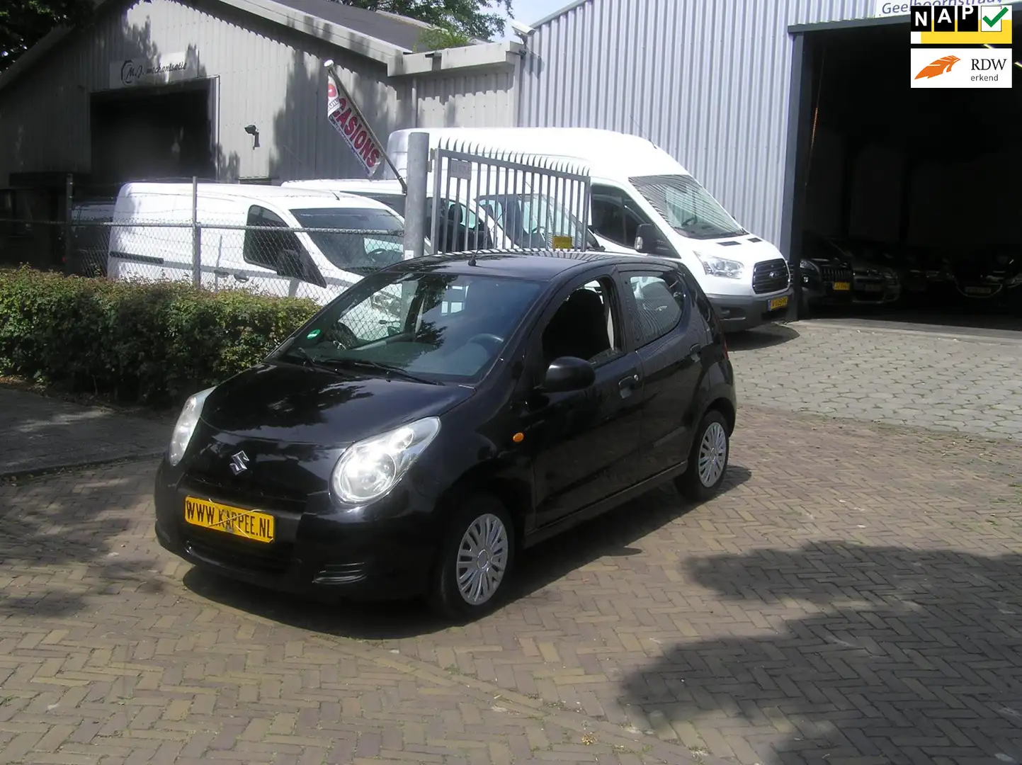 Suzuki Alto 1.0 Comfort Plus 191 d km nap pas airco nieuw apk Zwart - 1