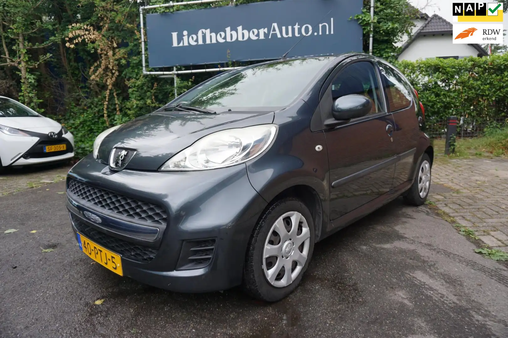 Peugeot 107 1.0-12V Millesim 200 / 1e Eigenaar / Airco / NAP / Grijs - 1