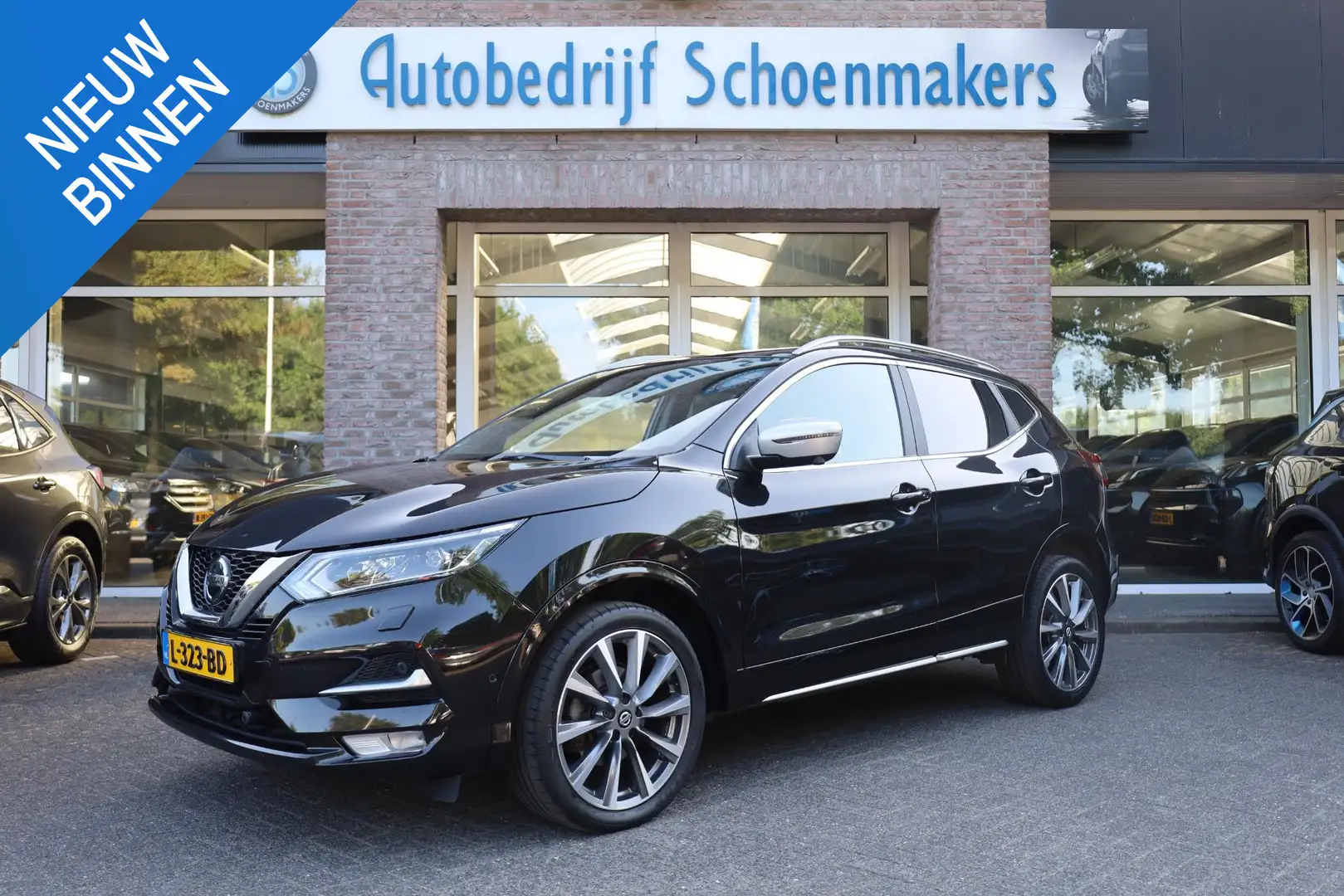 Nissan Qashqai 1.3 DIG-T Tekna + LEER 360-CAMERA CARPLAY TREKH-AF Zwart - 1