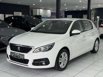 Active Pack*AUTOMATIK*CARPLAY*NAVI*PARK-A*