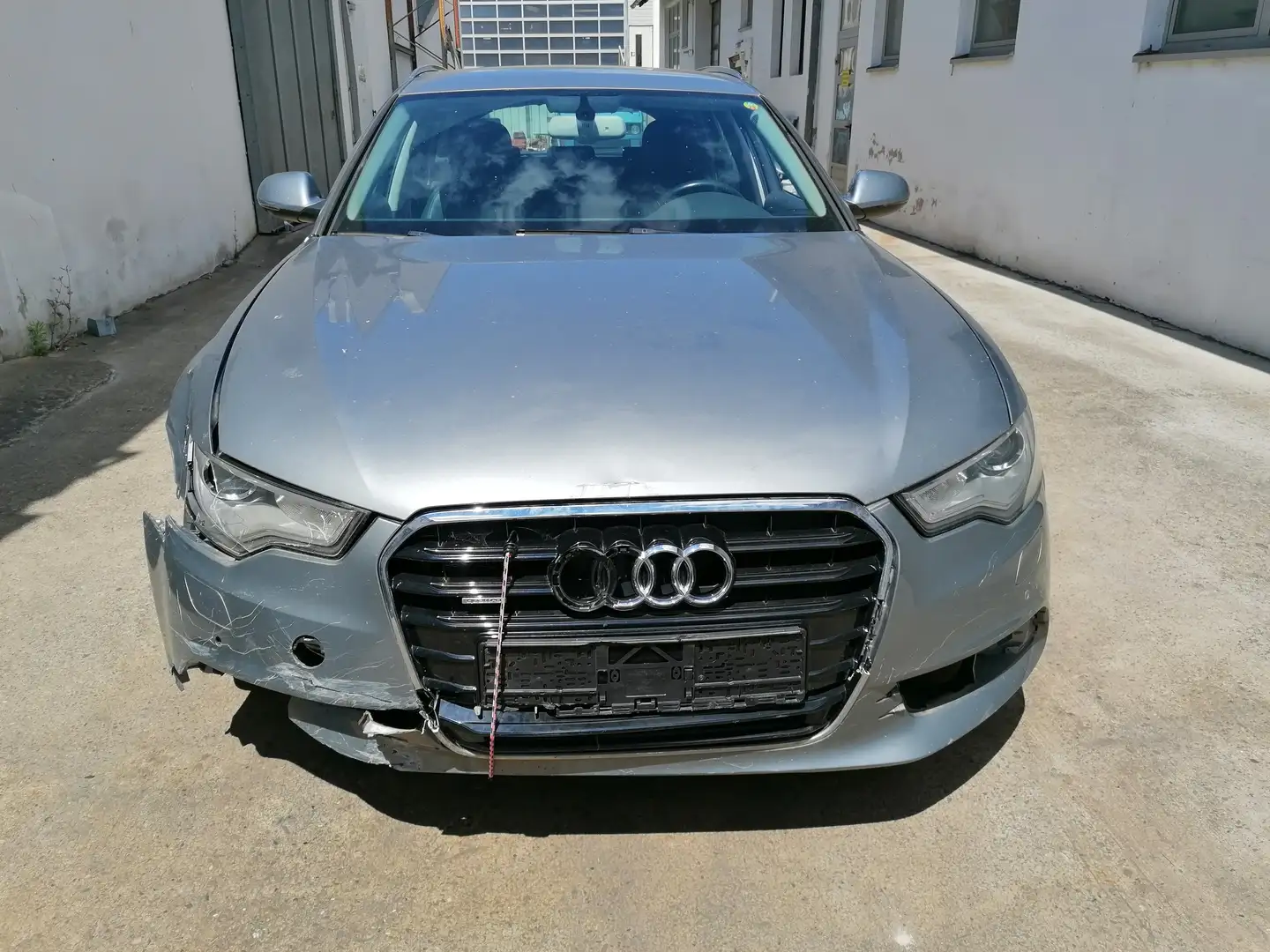 Audi A6 Avant 3.0 TDI DPF quattro / Airbag OK / Motor OK Grau - 1