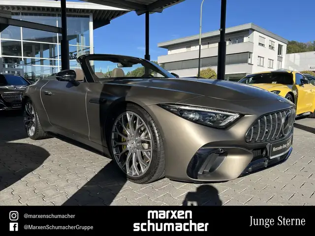 Mercedes-Benz SL view 8