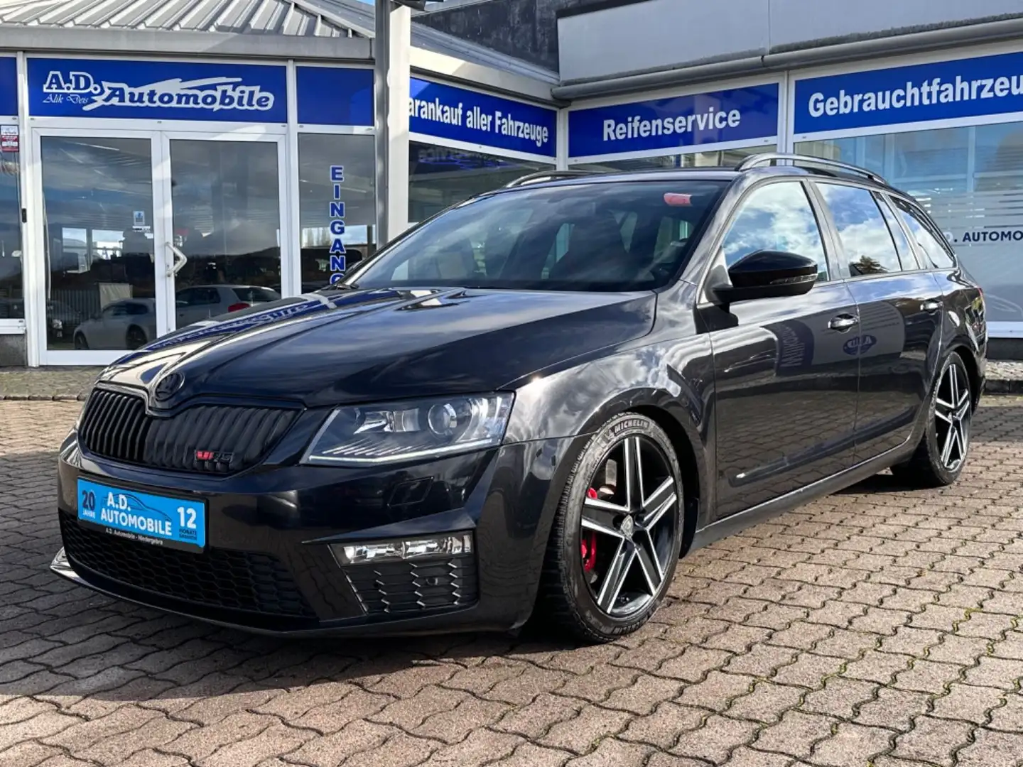 Skoda Octavia Combi RS/Navi/Carbon/Canton-Soundanlage Noir - 1