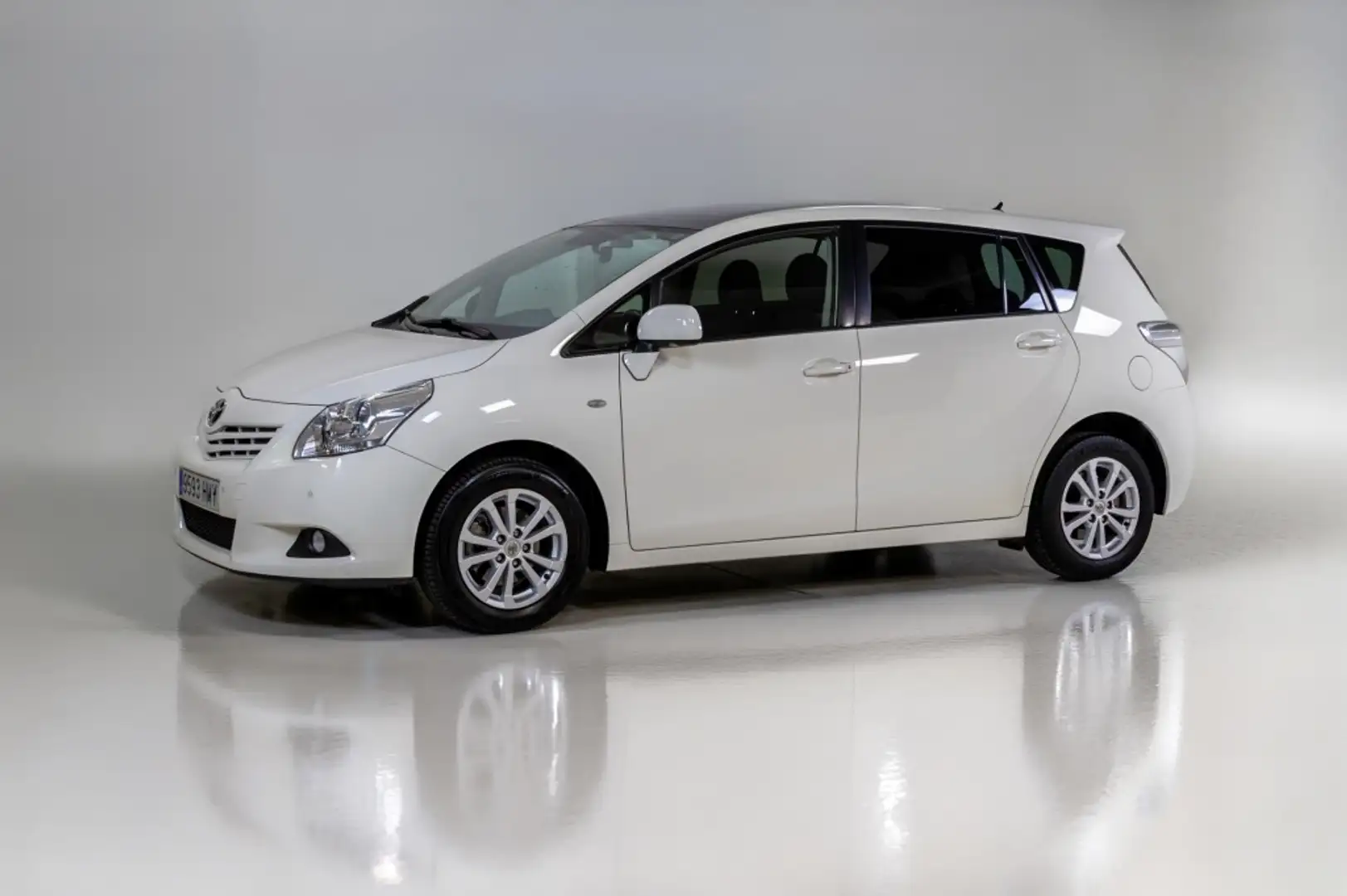 Toyota Verso 1.6 Active 130 5pl. Blanco - 1