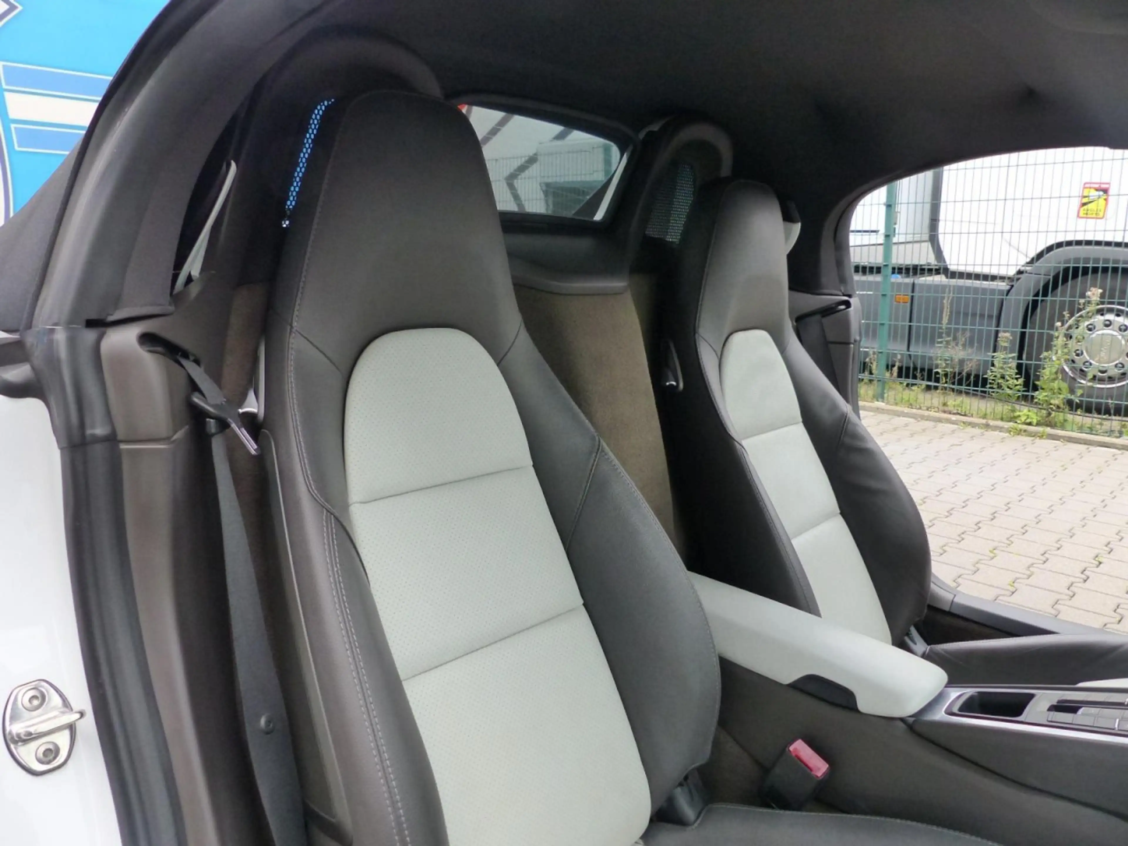 Porsche Boxster .CABRIO.NAVI.TEMPOMAT.AUTOMATIK.KLIMA Klima Navi — photo 15