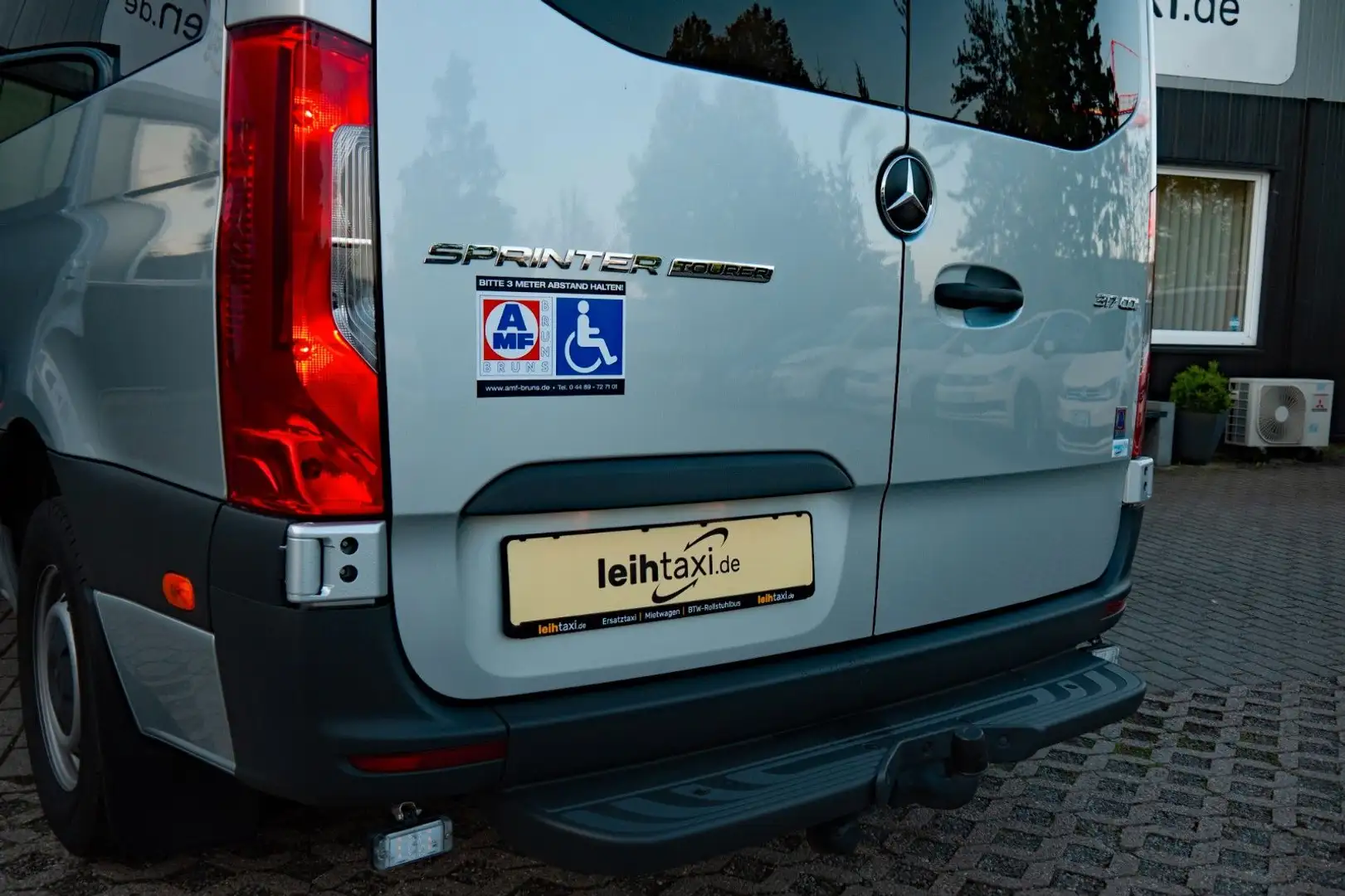 Mercedes-Benz Sprinter 317 WSZ RAMPE Liegend-Rollstuhl LMW BTW Silver - 1