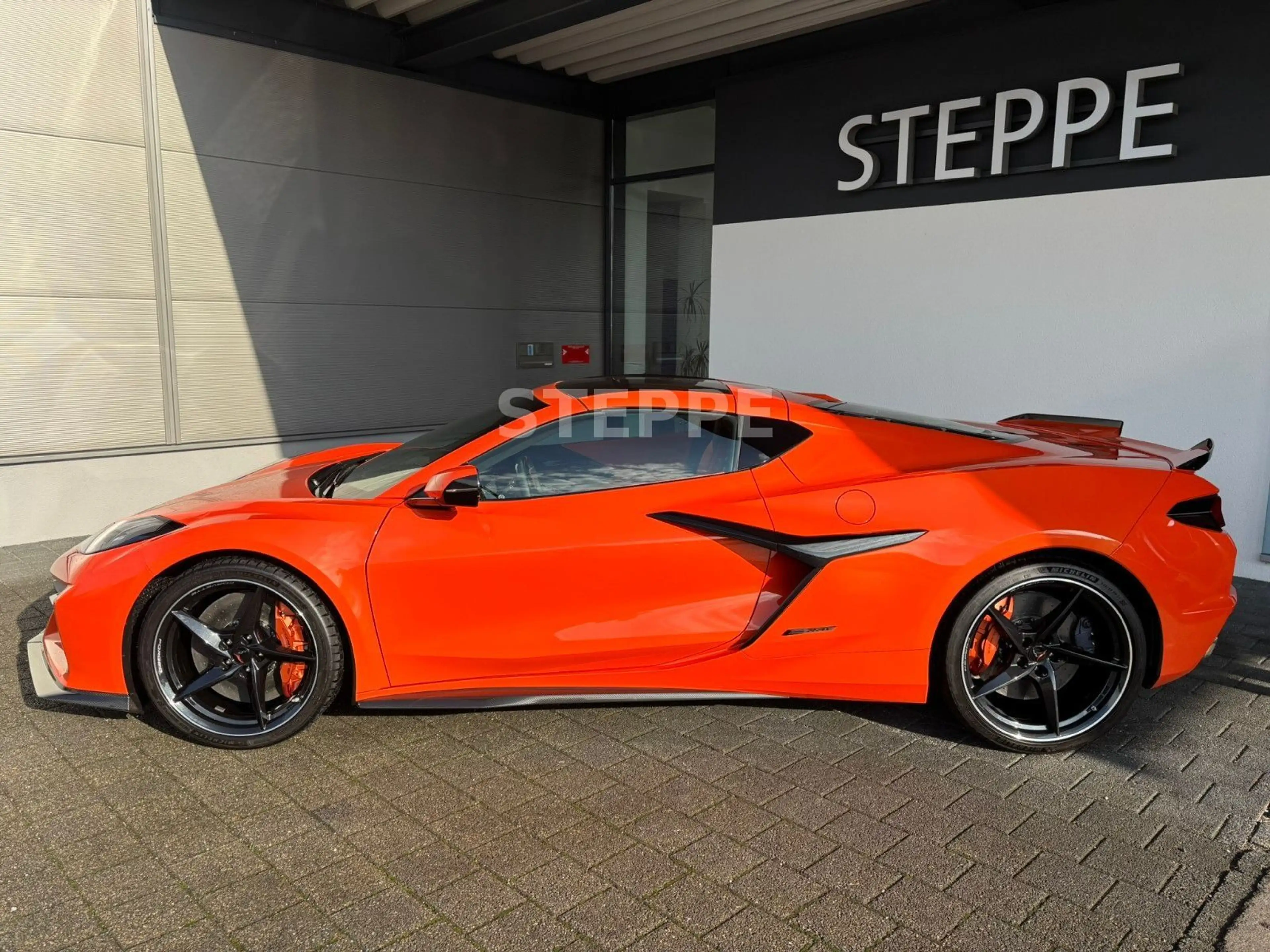Corvette C8 E-Ray 3LZ Coupe EU-Mod Herst.Garantie — photo 4
