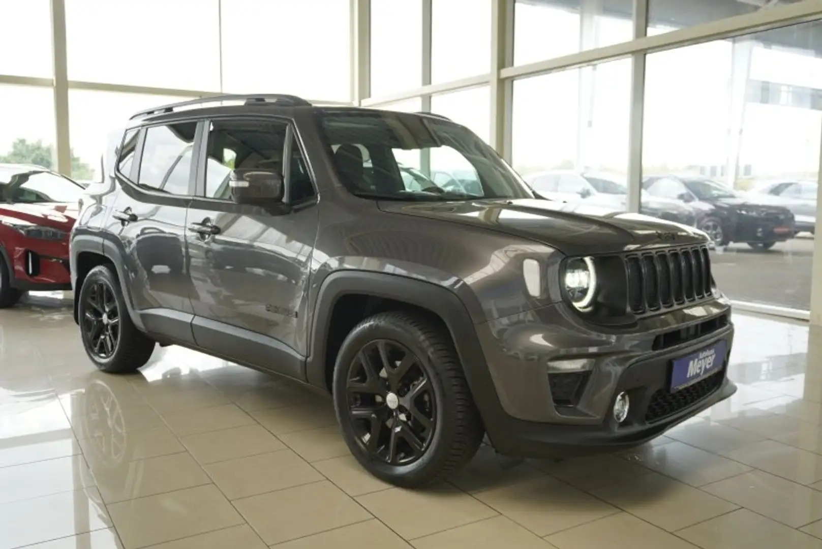 Jeep Renegade 1.3 T-GDI aAHK/Pano/LED/Navi/Kamera Сірий - 1