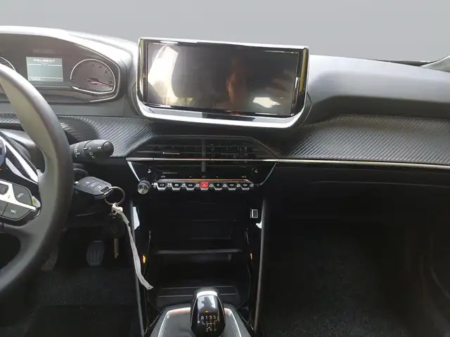 Peugeot 2008 view 12