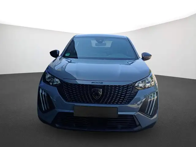 Peugeot 2008 view 2