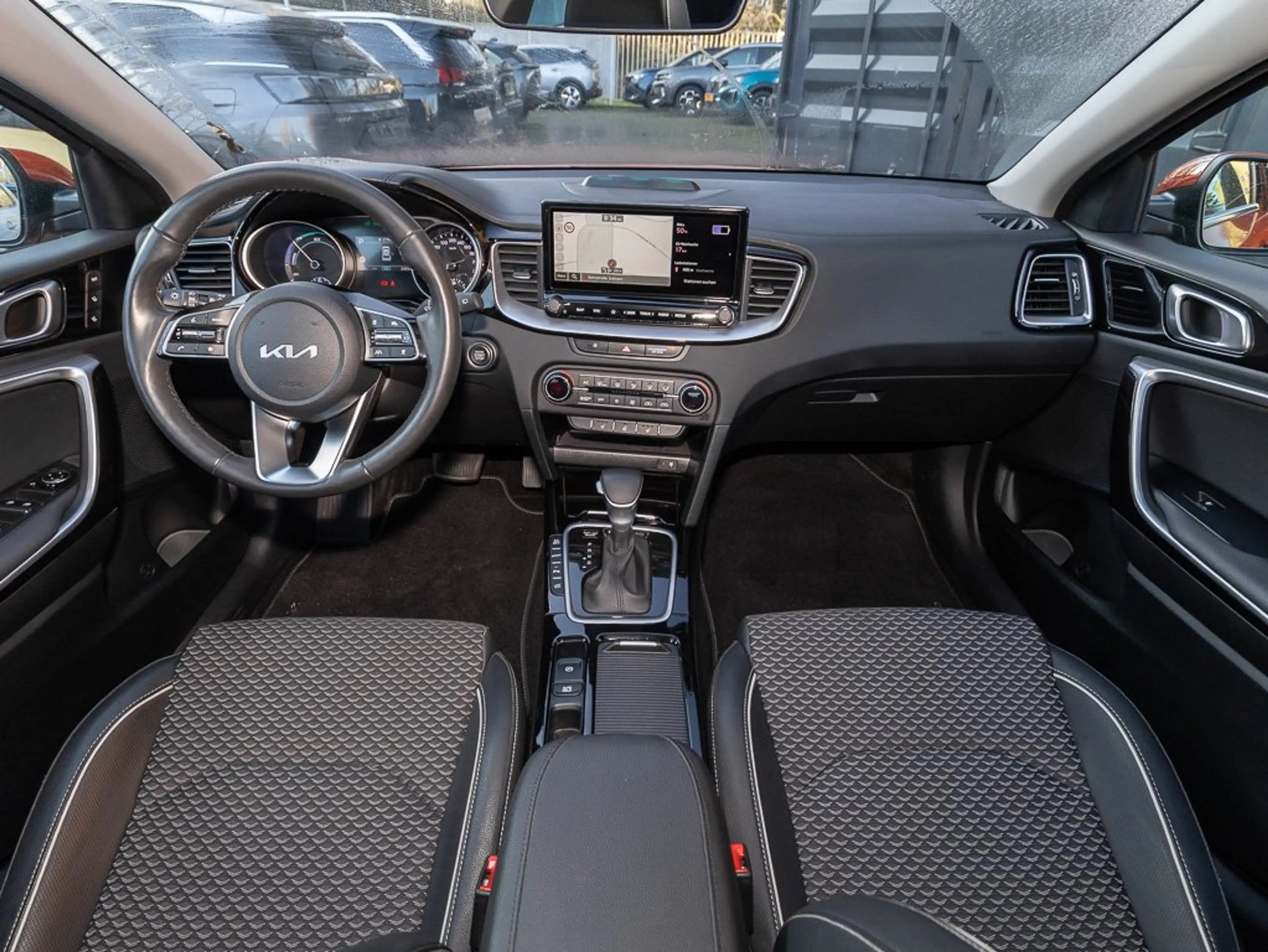 Kia XCeed Spirit Plug-in Hybrid +AHK+L/SHZ+RFK+eHK++ — photo 11