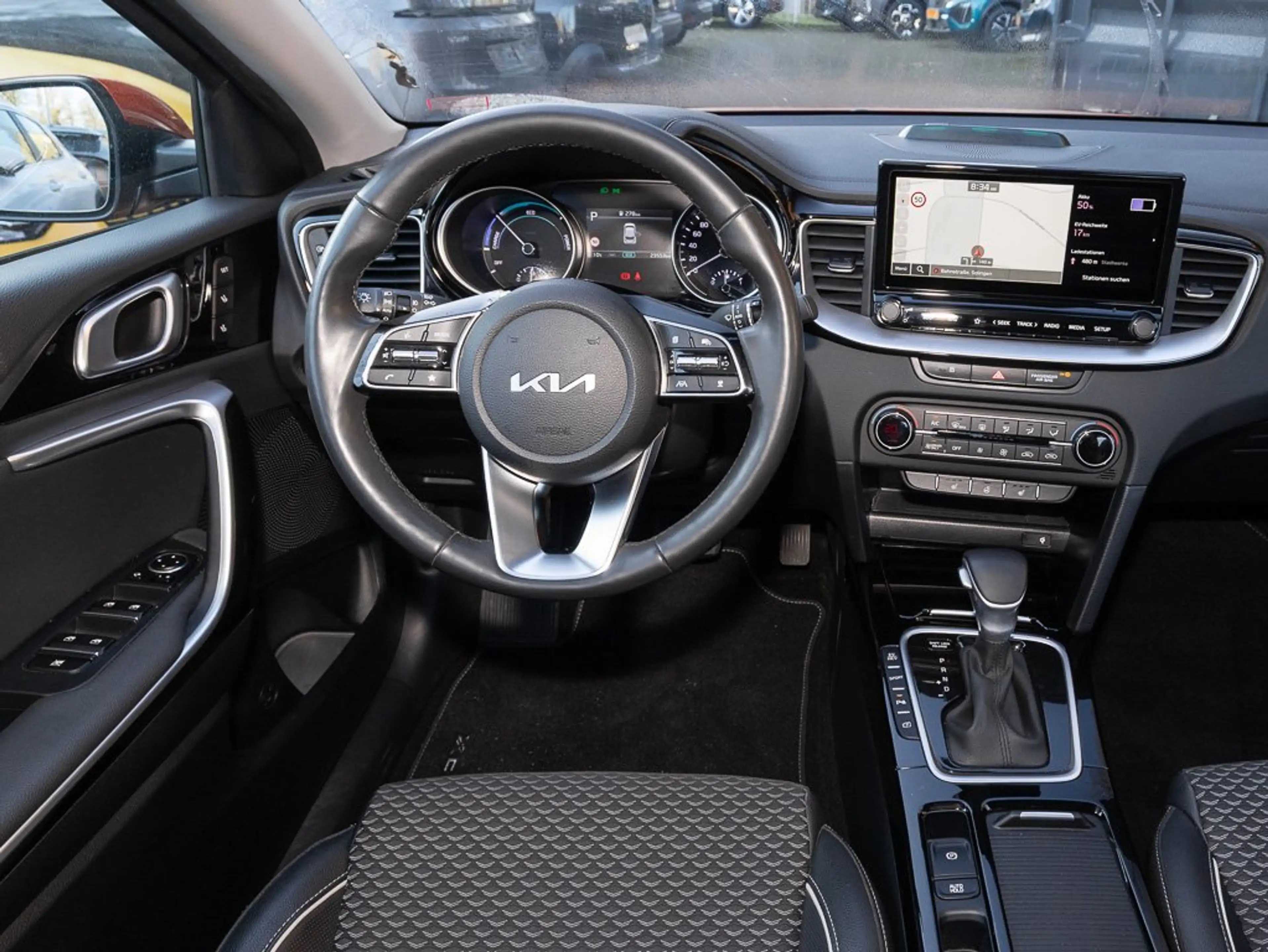 Kia XCeed Spirit Plug-in Hybrid +AHK+L/SHZ+RFK+eHK++ — photo 7