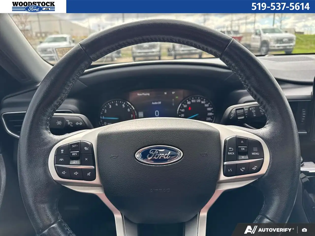 Ford Explorer снимка Ford Explorer