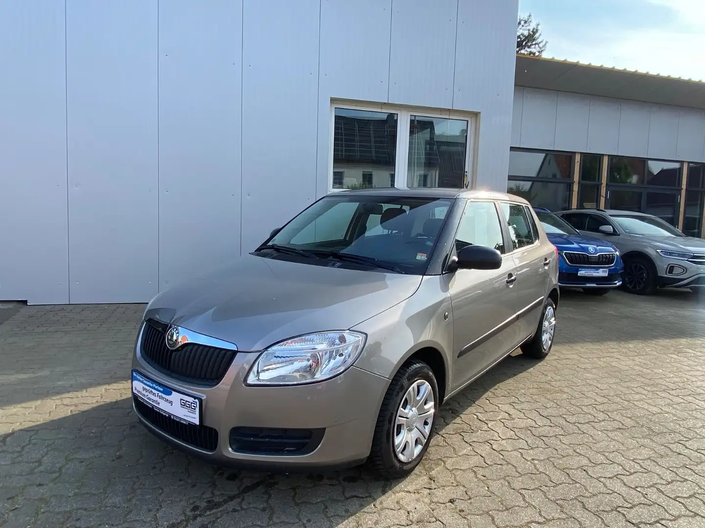 Skoda Fabia Classic-Paket 1.2 Ltr.  / 1-Hand / TÜV NEU Beige - 2