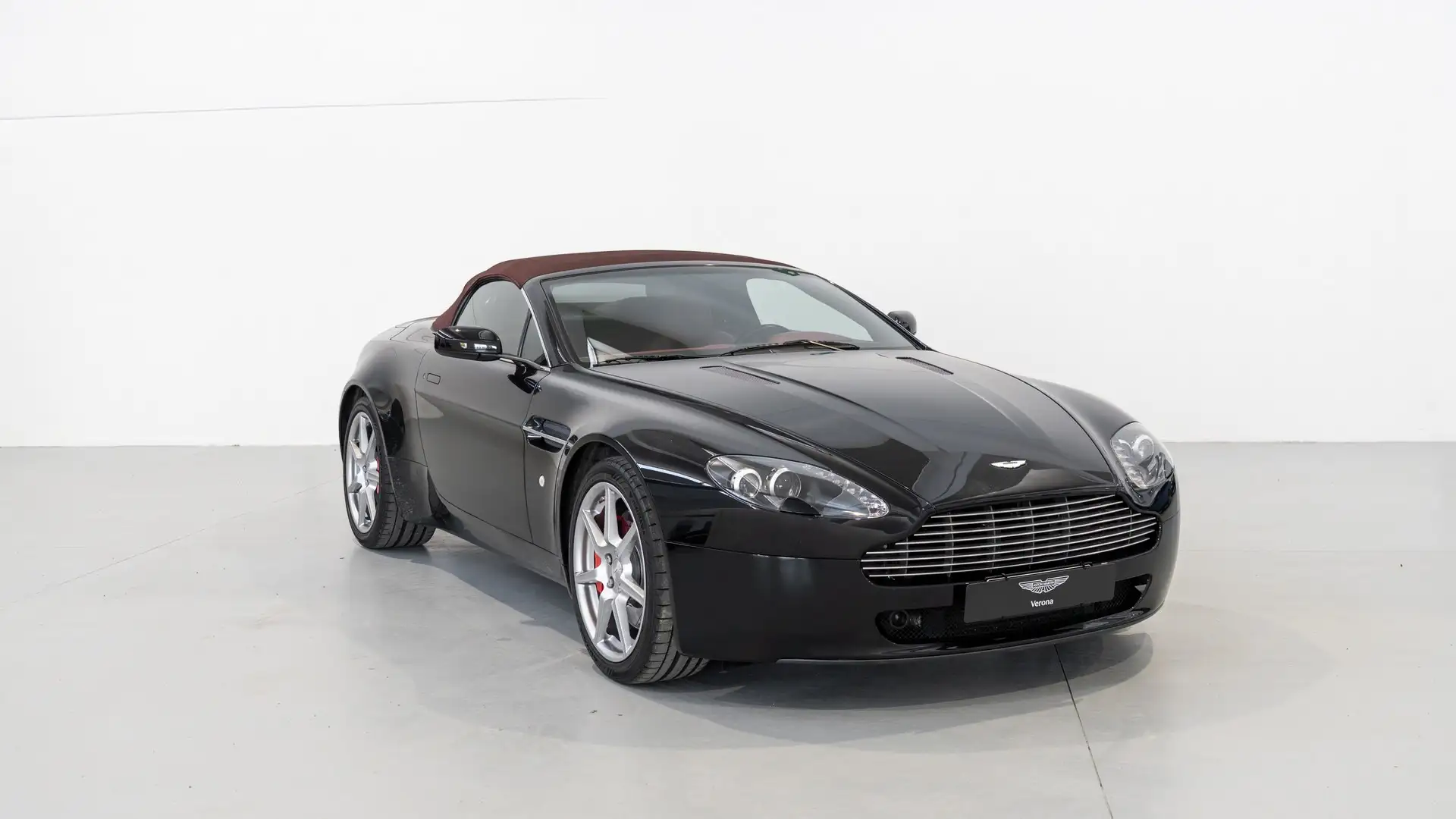 Aston Martin Vantage Roadster 4.3 V8 sportshift Schwarz - 2