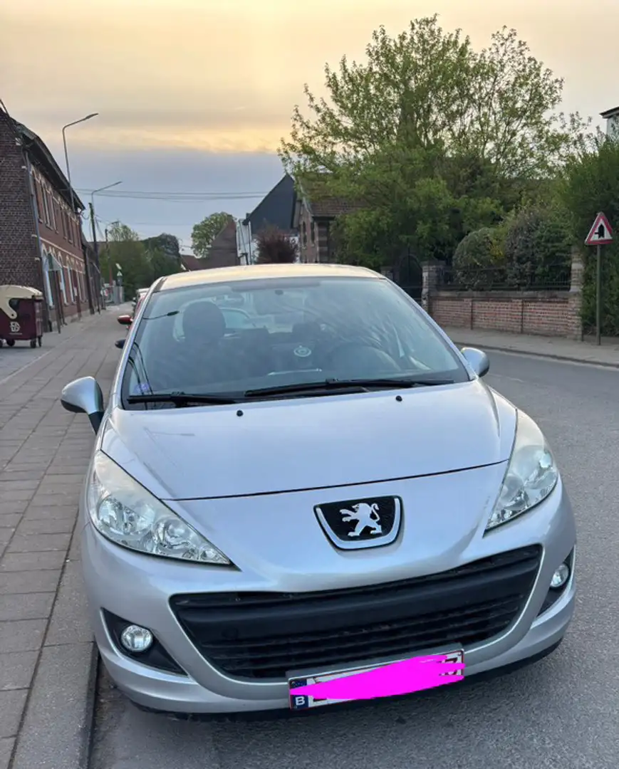 Peugeot 207 207+ 1.4e 75ch - 1