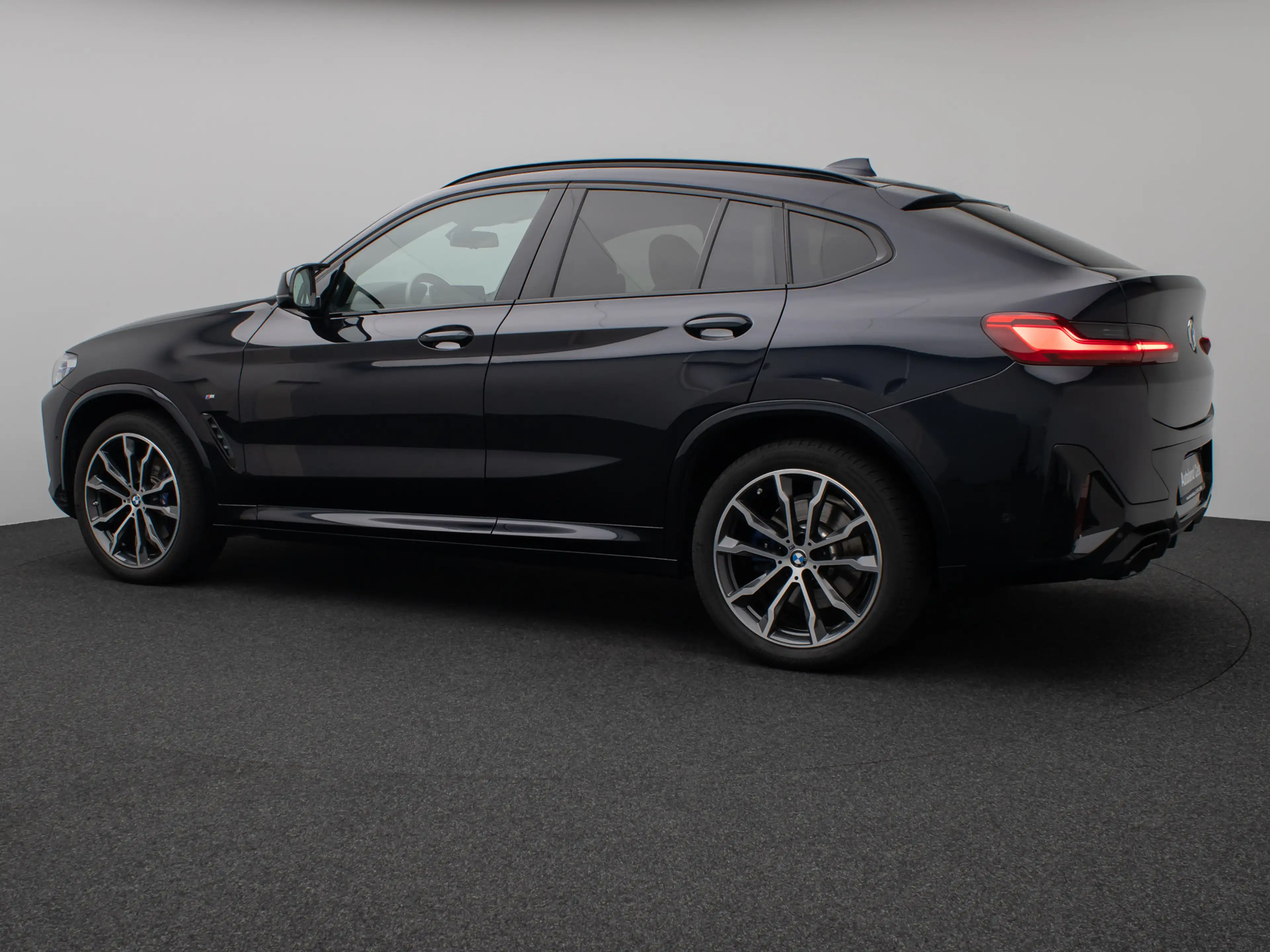 BMW X4 M Panorama Laser Kamera HUD DAB HiFi AHK — photo 10