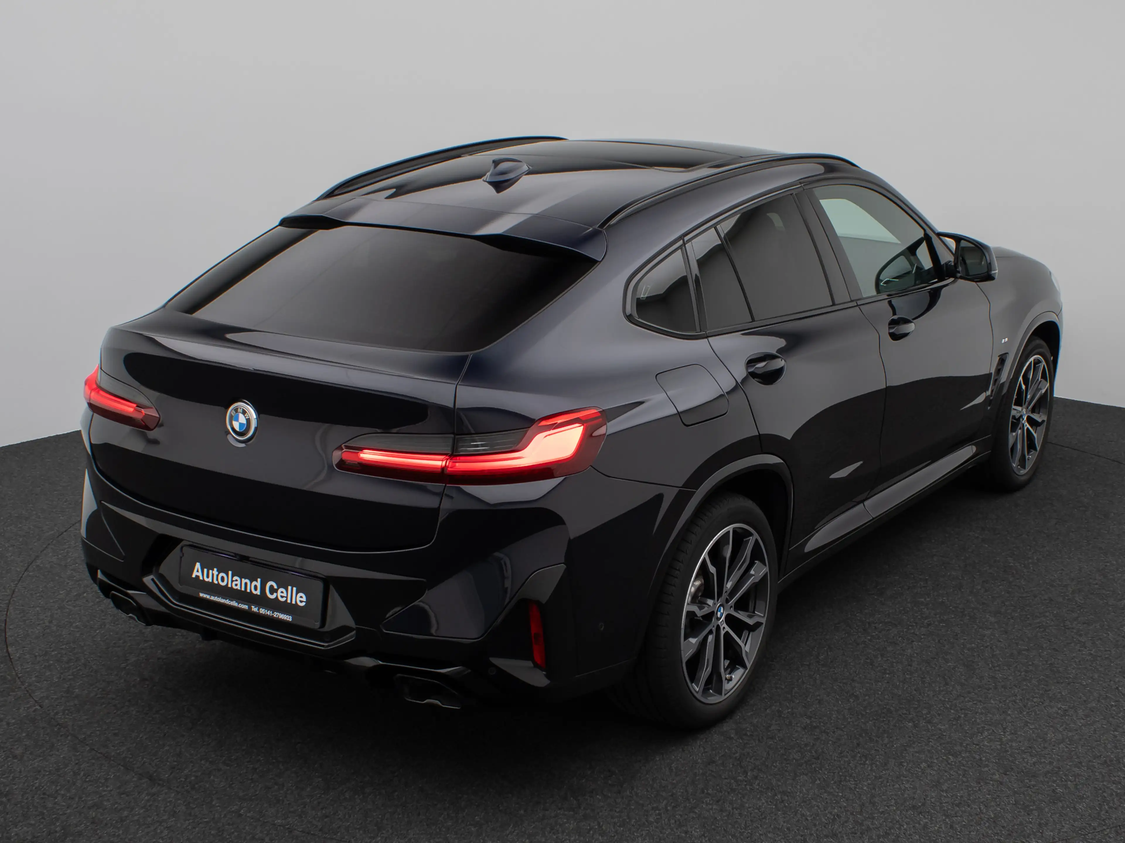 BMW X4 M Panorama Laser Kamera HUD DAB HiFi AHK — photo 7