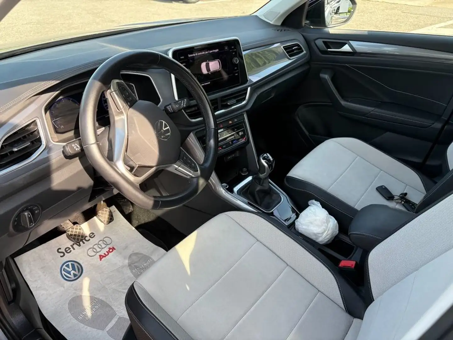 Volkswagen T-Roc T-Roc 1.0 tsi Style 110cv Argento - 2
