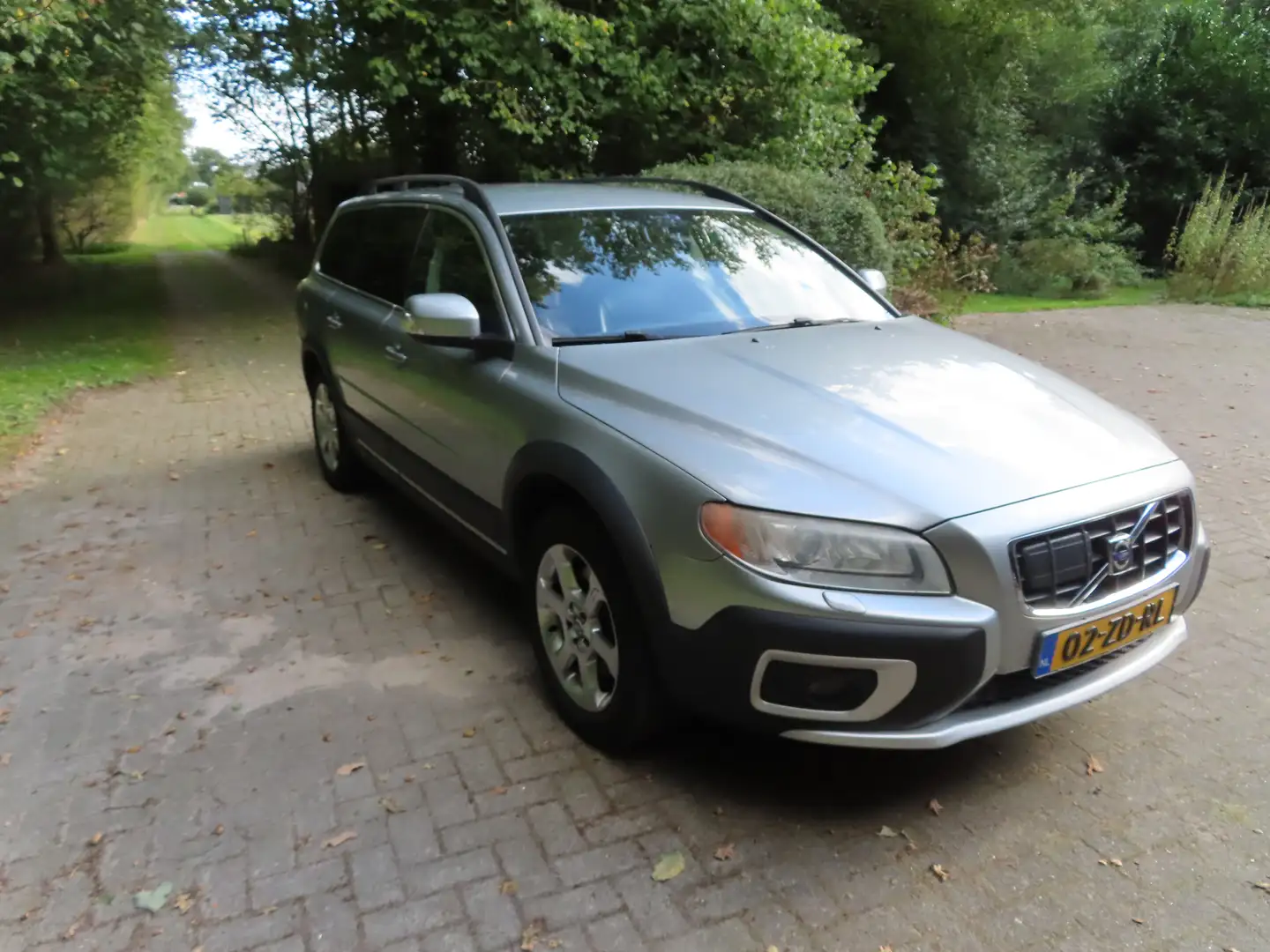 Volvo XC70 3.2 Summum AWD LPG Argintiu - 2