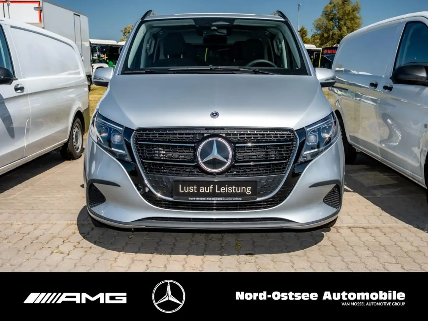 Mercedes-Benz V 220 STYLE KOMPAKT AHK LED MBUX Distronic Argent - 2