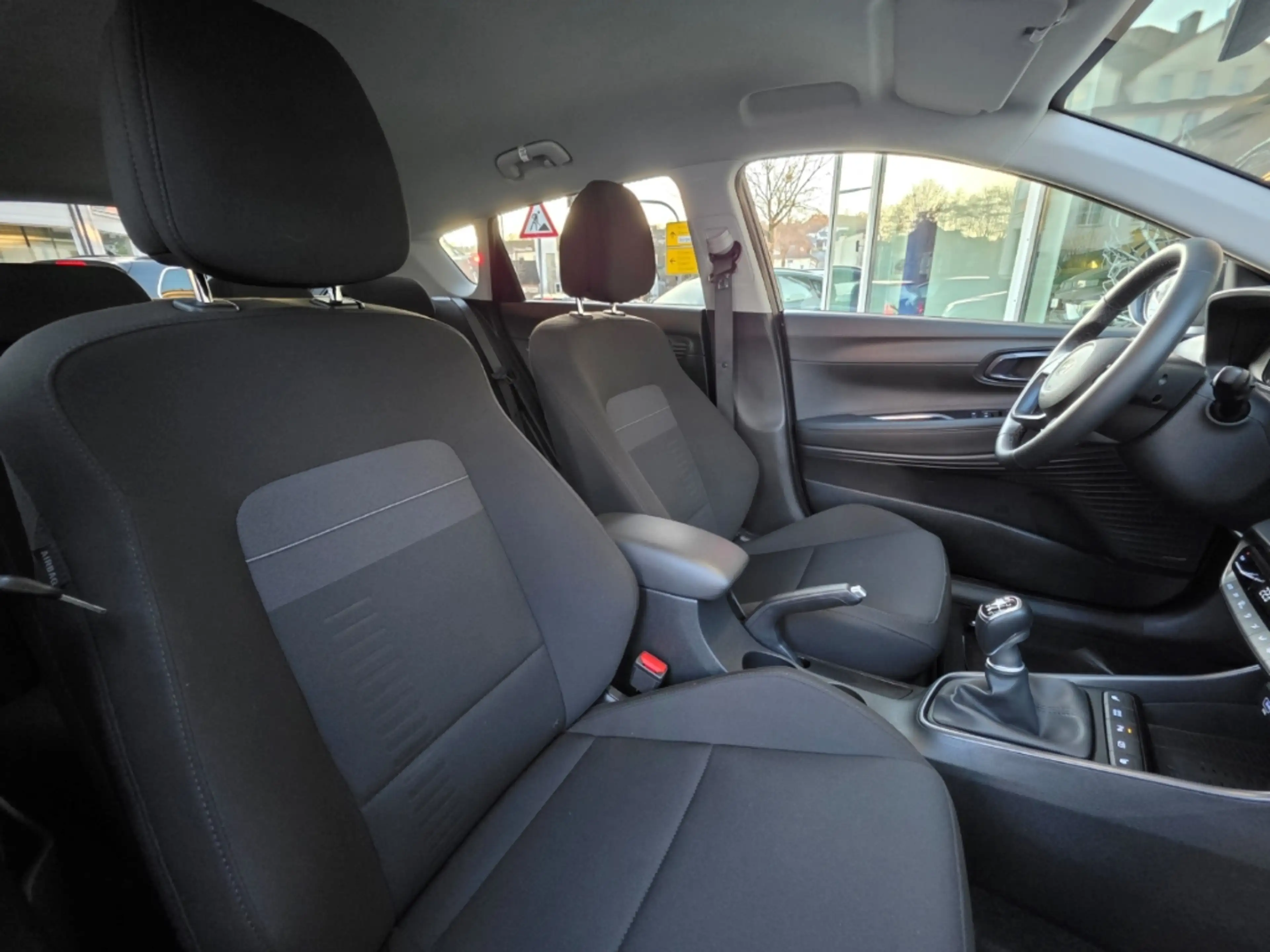 Hyundai BAYON 1.0 T-GDI M/T Prime, Allwetter, Navi, Voll-LED, PD — photo 13
