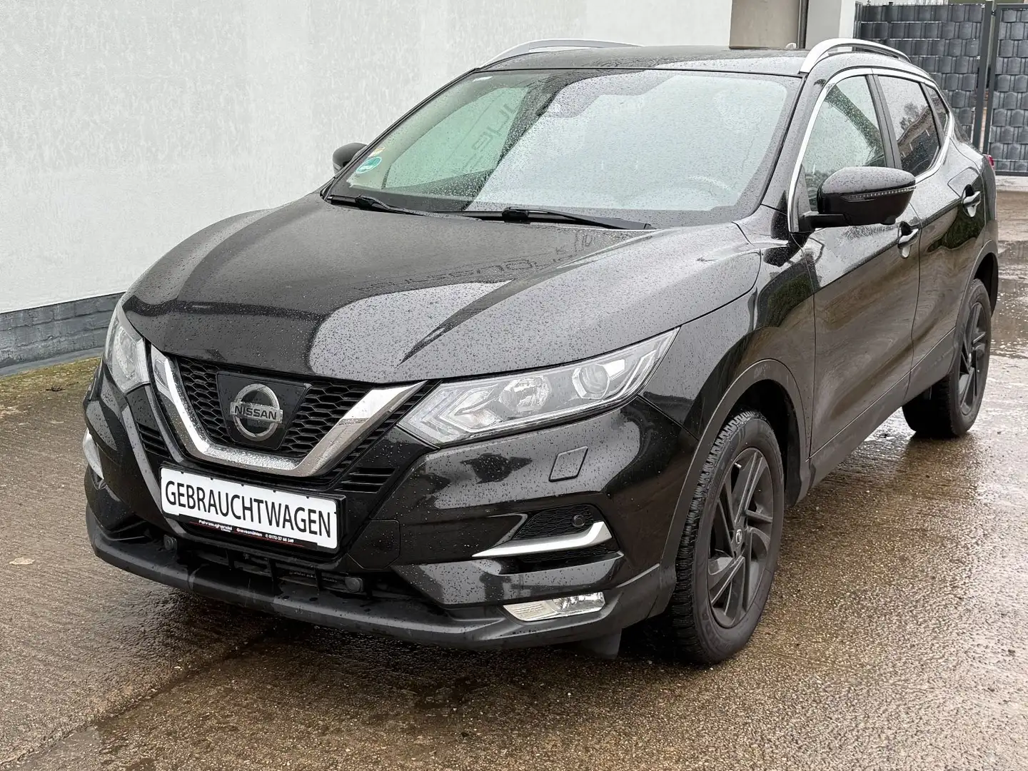 Nissan Qashqai N-Connecta Klima, Kamera, Panorama Schwarz - 2